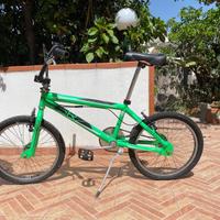 Bicicletta BMX Montana 20x1.95