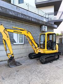 escavatore komatsu pc45r8