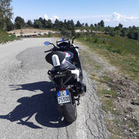 Moto scooter bmw 650 sport