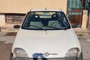 FIAT 600 BIANCA