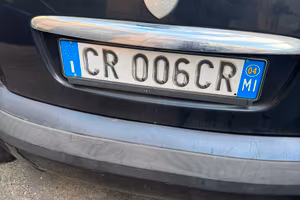 Lancia y 2004