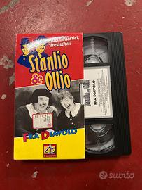 Mi videocassetta Stanlio e Ollio