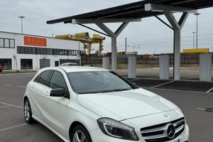 Mercedes Classe A 180 - 140000 km - Benzina