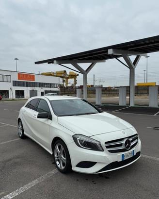 Mercedes Classe A 180 - 155000 km - Neopatentati
