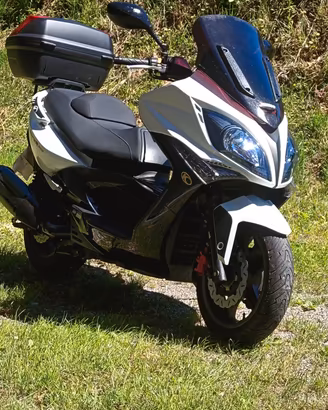 scooter kimco xcityng 500i