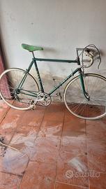 Bici da corsa vintage coppi per eroica