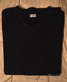 Maglietta nera basic Pierre Cardin uomo – taglio a