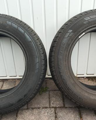Pneumatici invernali Pirelli 205/65 R15 C