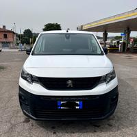 Peugeot Partner Premium L2 BLUEHDI 1