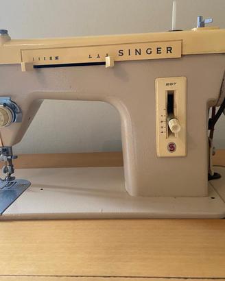 Mobile con macchina da cucire SINGER