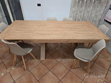 Tavolo + sedie