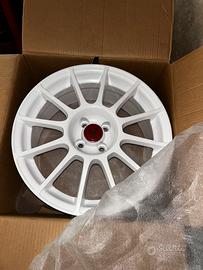 Cerchi essesse r17 nuovi