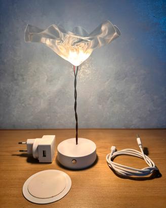 Lampada da tavolo LAFLEUR ricaricabile