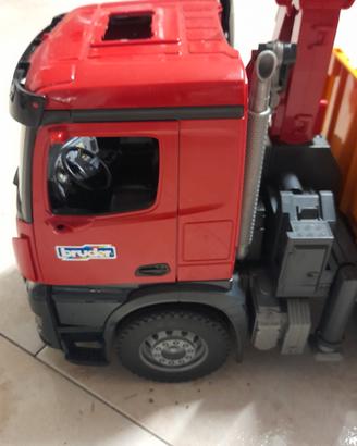 bruder camion trasporto 