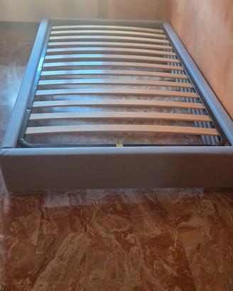 letto 1 piazza e mezza +doghe e giroletto grigio