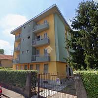 2 LOCALI A RHO