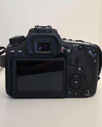Canon 90D