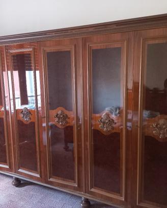 armadio in legno 6 ante 