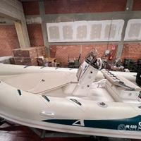 Gommone ARIMAR 580 stile