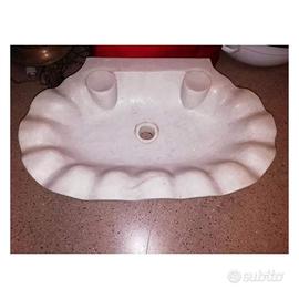 Lavabo in marmo bianco di Carrara Biscottini