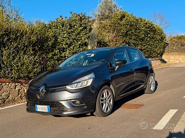 Renault Clio Moschino Zen 90 Cv