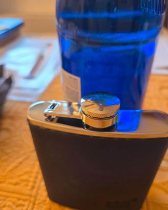 Montblanc gourde travel bottle