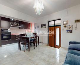 Casa singola, con tre vani e accessori. Tavernetta