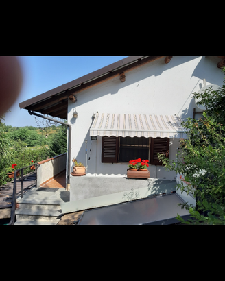 Casa unifamiliare in collina