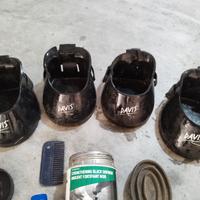Set scarpe attrezzatura cavallo come nuovo