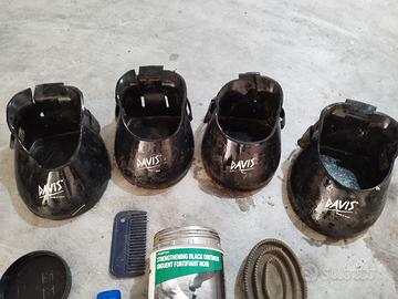 Set scarpe attrezzatura cavallo come nuovo