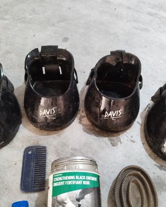 Set scarpe attrezzatura cavallo come nuovo