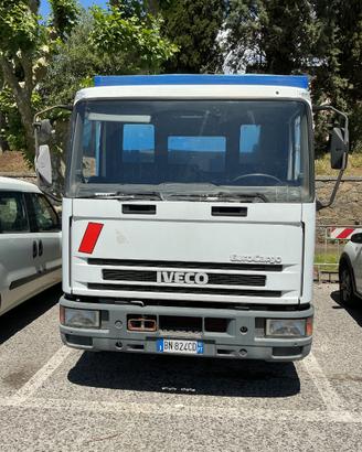 camion  Iveco 100 E 18