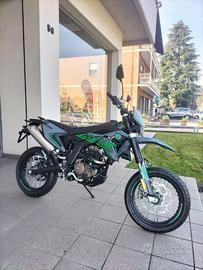 Motard kl kxe 125