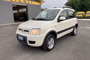 FIAT Panda 1.3 MJT 16V 4x4 con CARRELLO [U40]