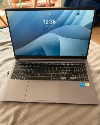 Samsung book 4 16GB RAM 512GB