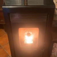 Stufa Pellet karmek One Vigo 10,5kw in Acciaio