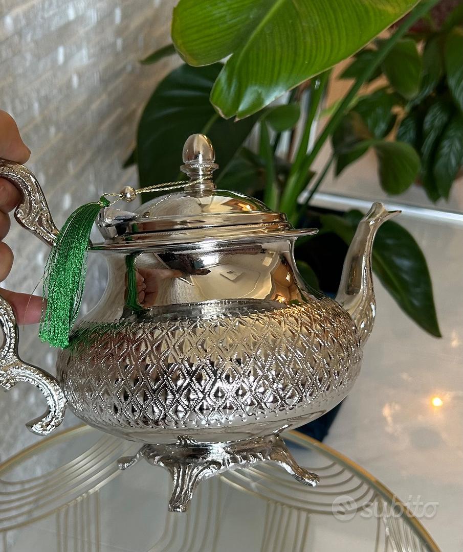 Teiera marocchina placcata in argento in vendita su 1stDibs