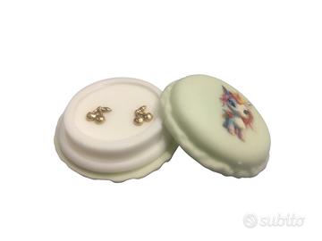 orecchini con custodia 