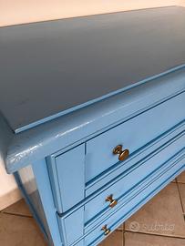 Cassettiera completa di comodino abbinato