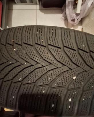 Treno.gomme invernali Nexen