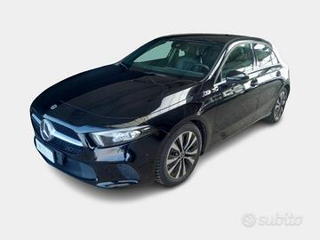 MERCEDES-BENZ A 180 D AUTOMATIC BUSINESS EXTRA 5 P