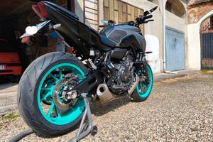 Yamaha mt-07 