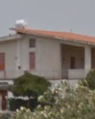 VILLA A TORRE SIBILIANA