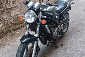 Suzuki GSF 400 Bandit (1992)22.000 km Iscritta Asi