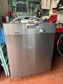 Lavastoviglie miele
