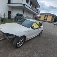 Bmw 118d  solo ricambi no motore
