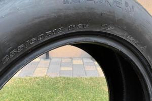 2 Gomme Nexen 255/60 R18 SUV pari al nuovo