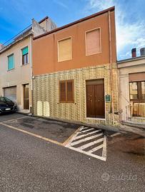 Casa indipendente con Giardino