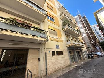 QUADRILOCALE CON CANTINA E POSTO AUTO
