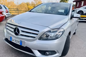 Mercedes-benz B 180 Premium